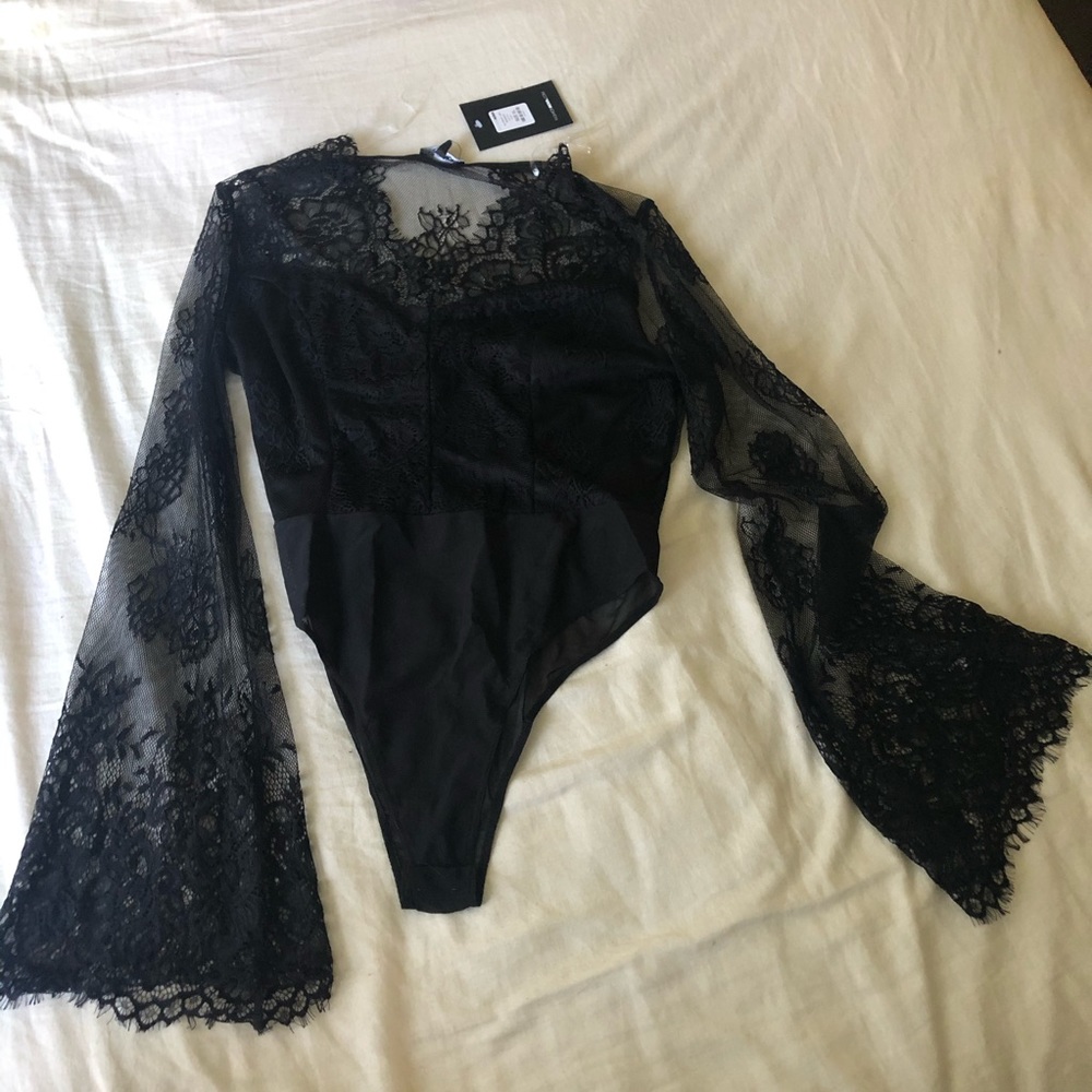 Fashion Nova lace bodysuit